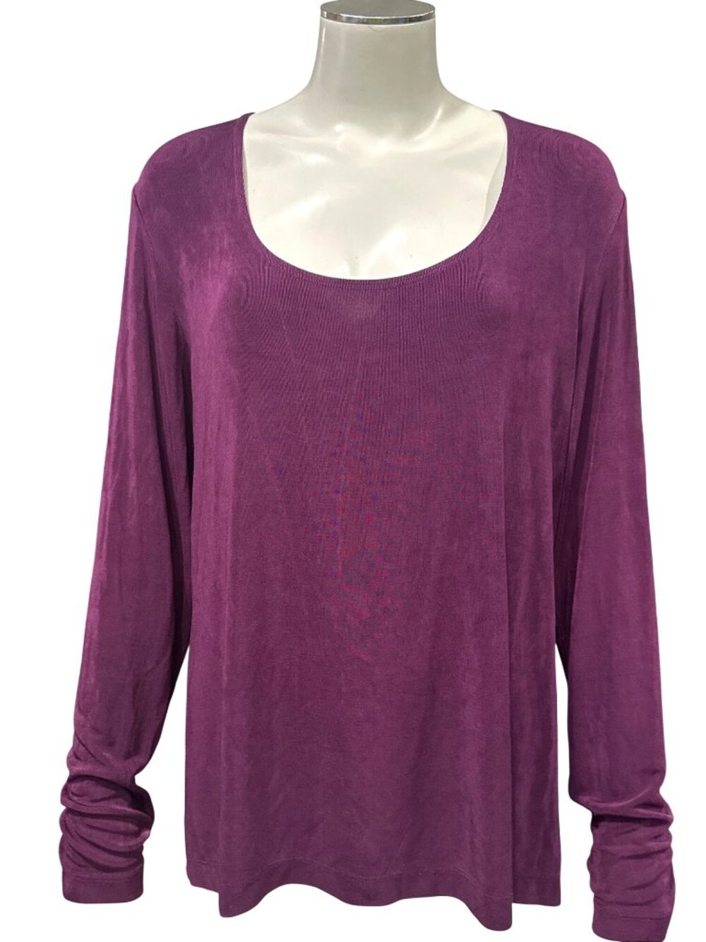 Chicos Travelers Size 2 Violet Long Sleeve Scoop Neck Relaxed Fit Casual Style